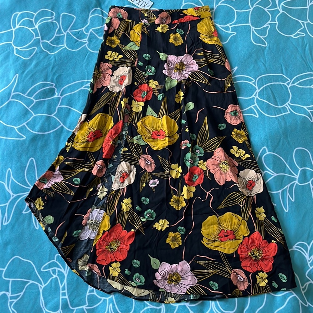 XIX Palms midi skirt with asymmetrical hem